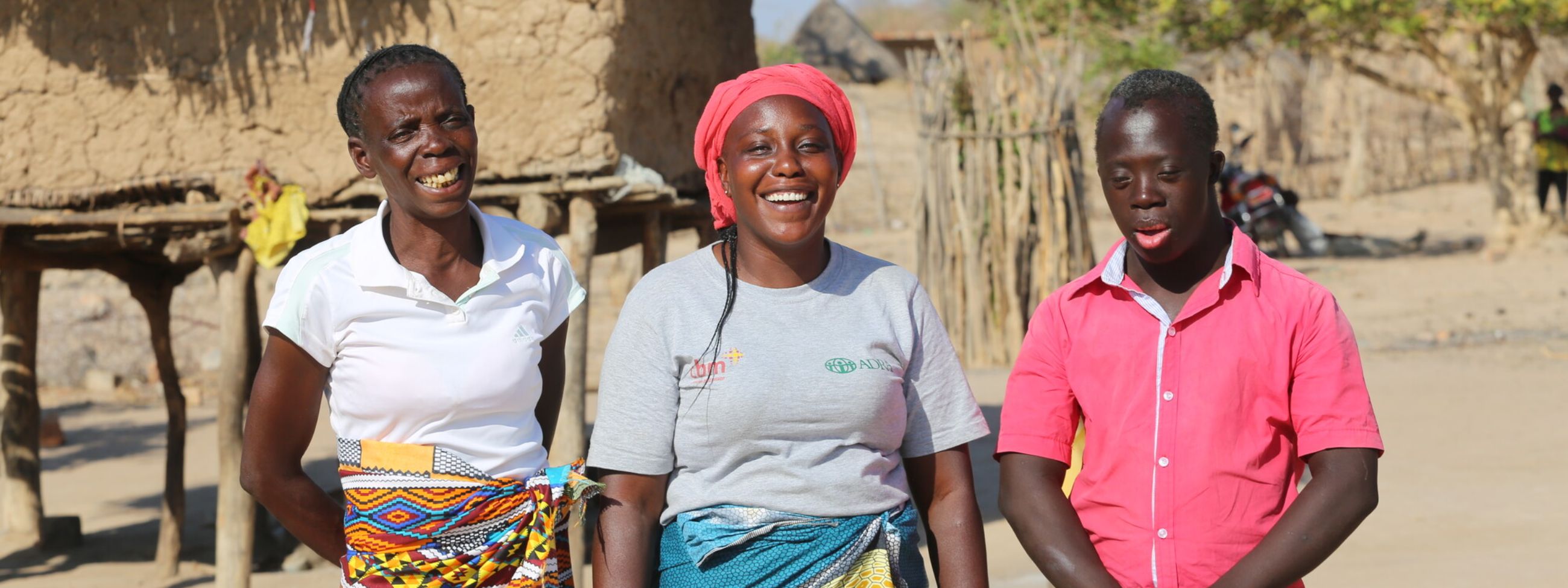 Cynthia (centre) is a community support worker with CBM 168极速体彩赛车官方网站’s partner ADRA in Gwembe <br/>District, Zambia. With her are Sophina (left) and Gift (right).
